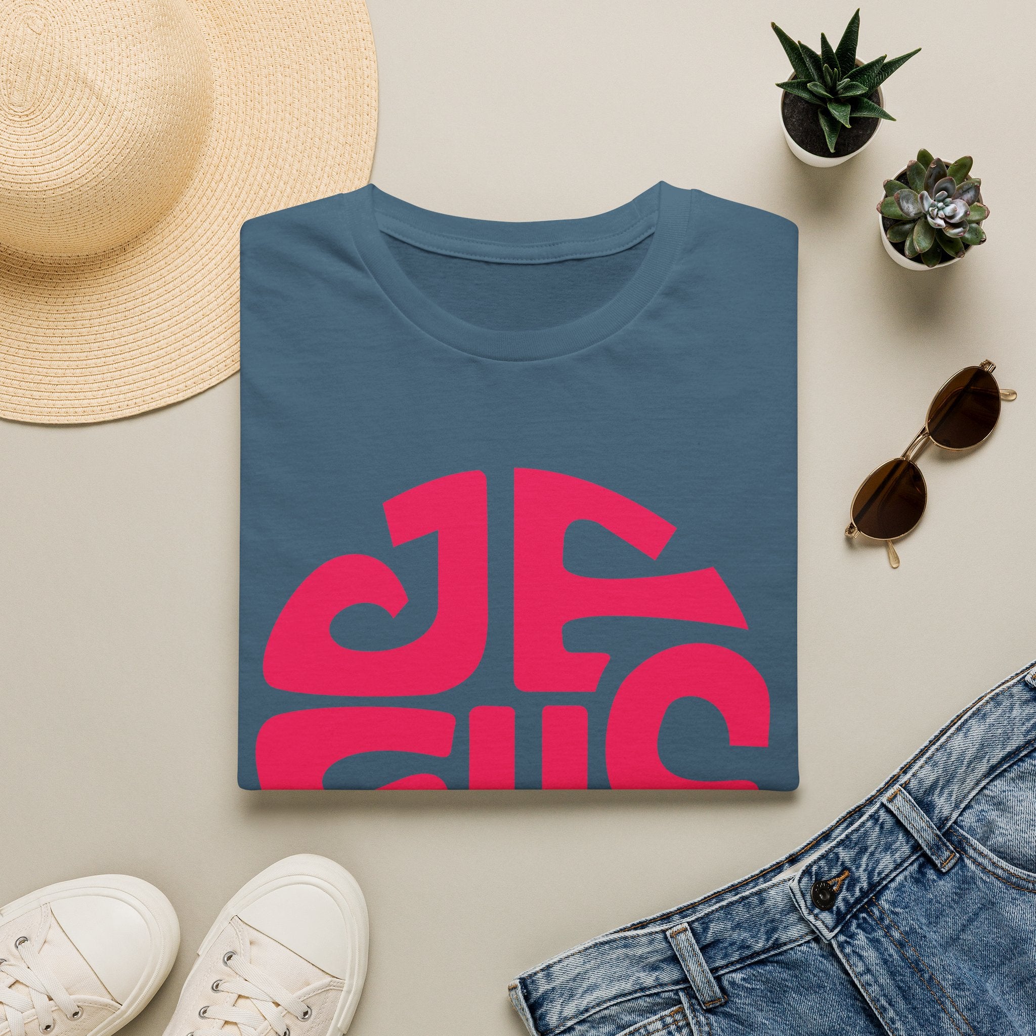 JESUS (round) T-Shirt